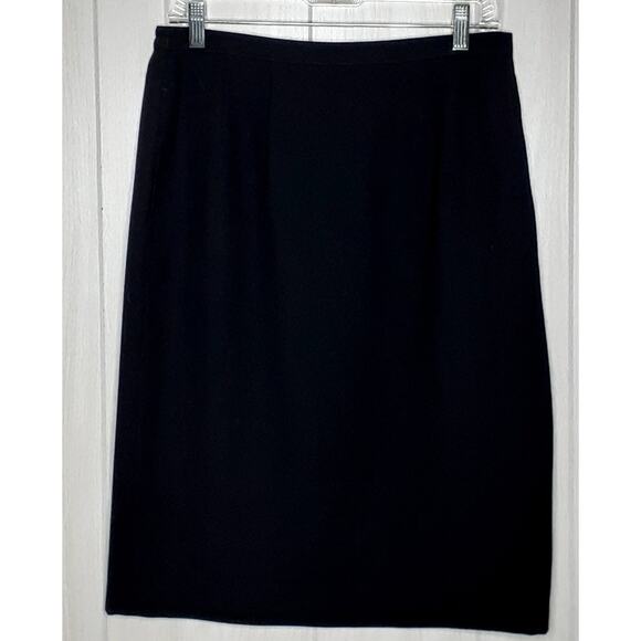 Ladies John Meyer of Norwich 2 Piece Skirt Suit Size 10 Beaded Embellished - Picture 6 of 9